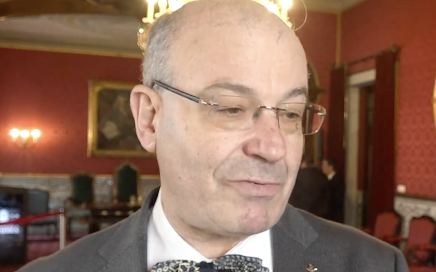 Prof. Fernando Ramos toma posse como Diretor da Faculdade de Farmácia da Universidade de Coimbra